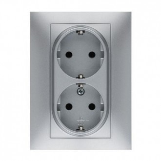 DOBLE TOMA CORRIENTE 16 AH. 250 V. ALUMINIO 9225