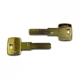LLAVIN LATON SEGURIDAD STS-38
