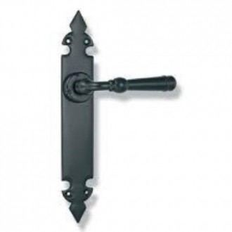 MANILLA TORNEADA PLACA 275X43 MM.